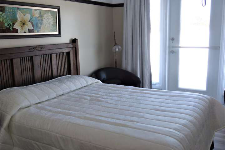 Room 4 of 81
