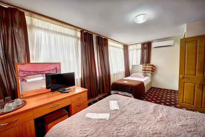 Room 3 of 24