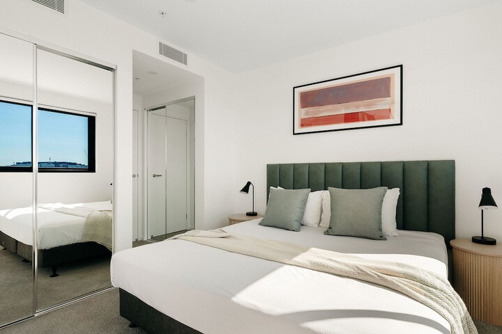 Room 3 of 27