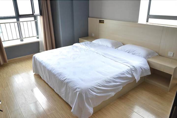 Room 19 of 26