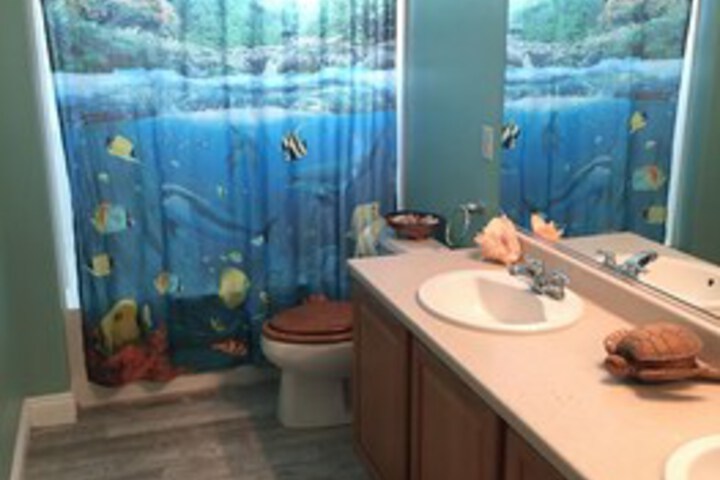 Room 4 of 39