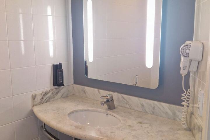 Clean Restrooms