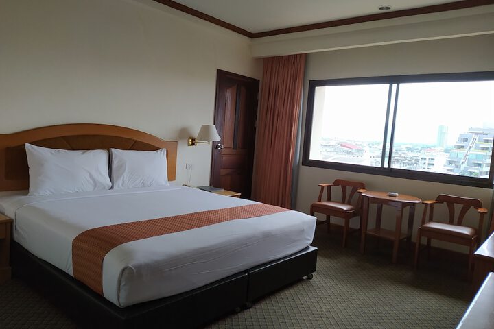 Room 7 of 47