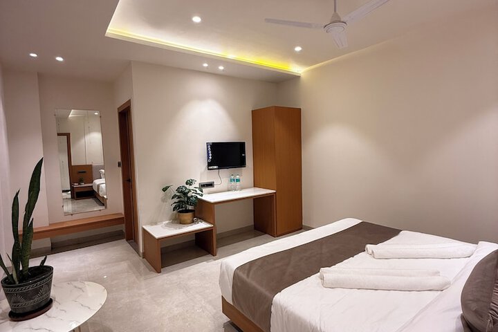 Room 43 of 50
