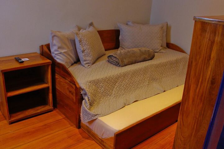 Room 15 of 31