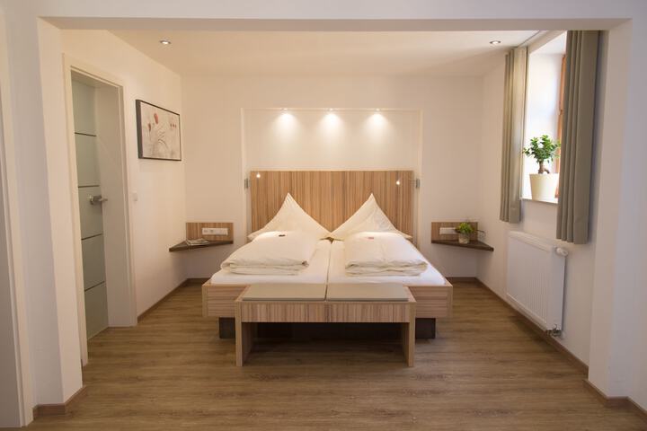 Room 15 of 130