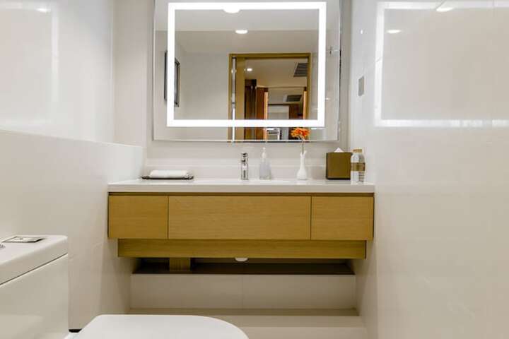 Room 25 of 36
