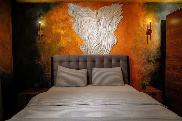 Room 121 of 244