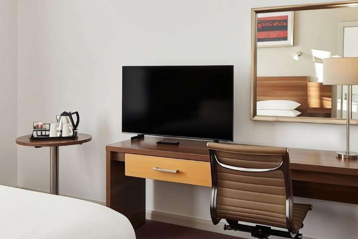 Room 18 of 45
