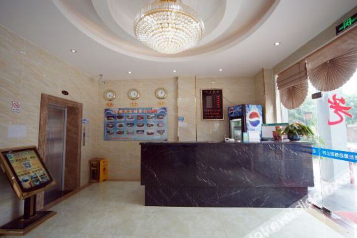 Hotel Interior 11 of 16