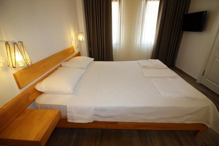 Room 13 of 43