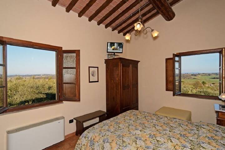 Room 6 of 29