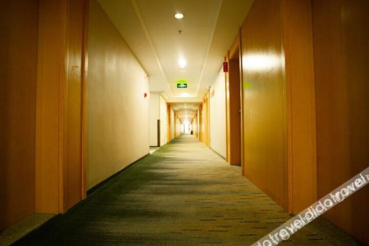 Hotel Interior 9 of 43
