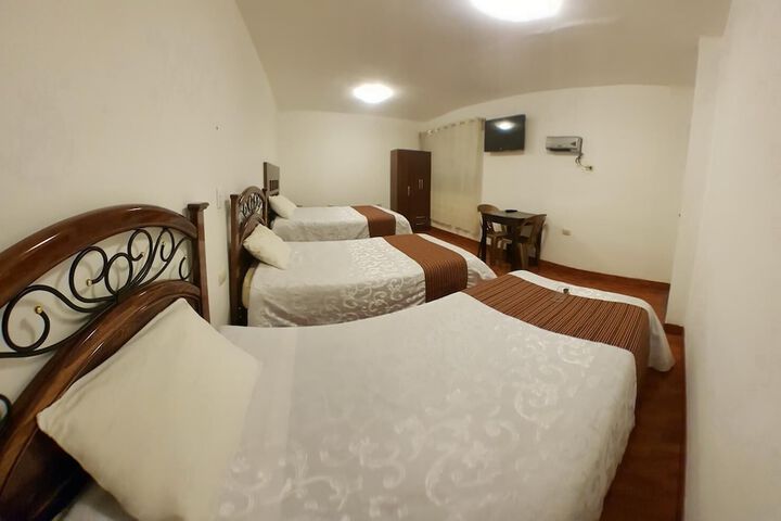 Room 11 of 36