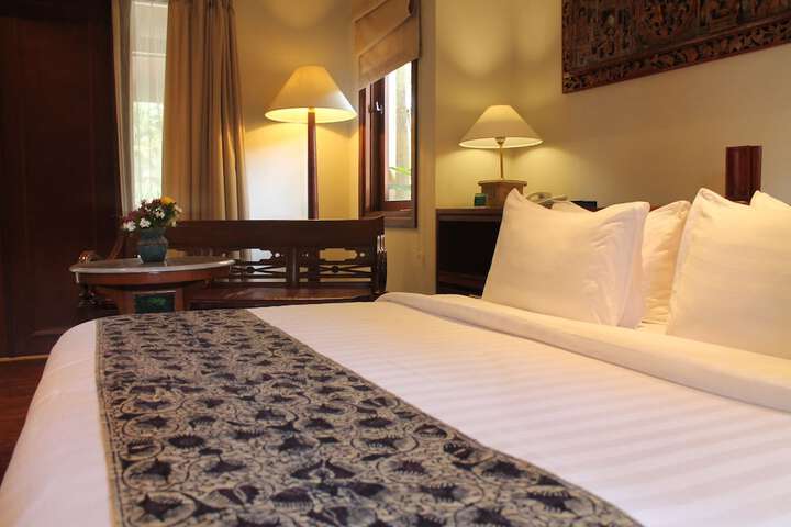 Room 4 of 53