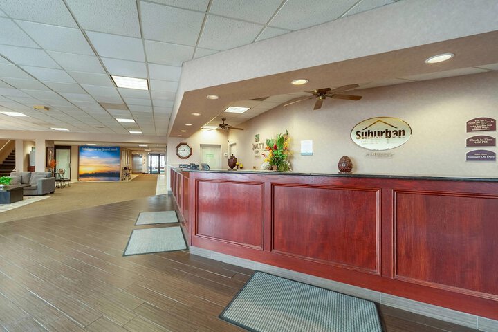 Entrance & Lobby