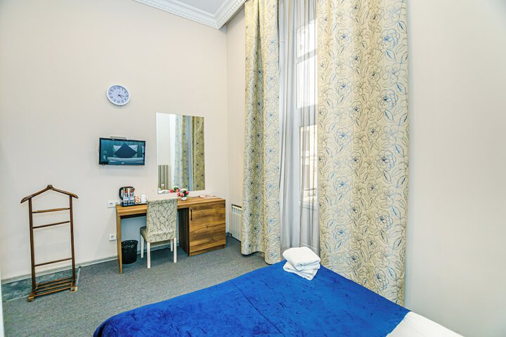 Room 18 of 79