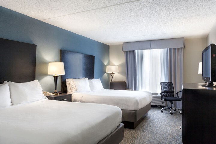 Standard Room, King or Two Doubles (6 of 7)