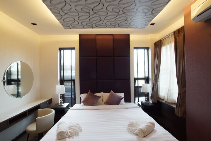Room 20 of 63