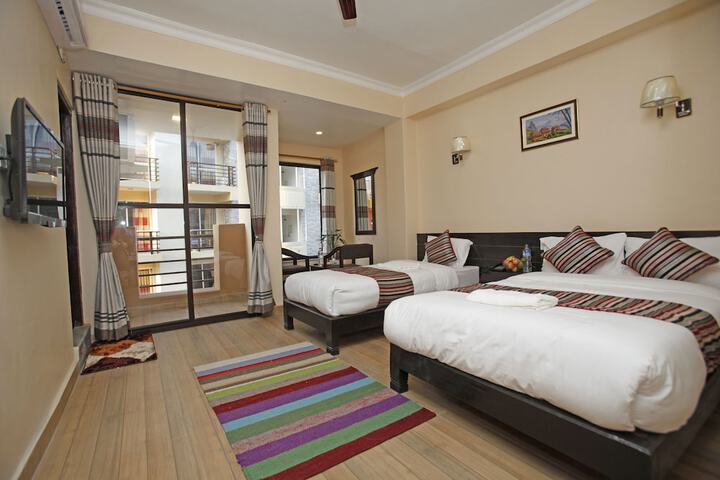 Room 16 of 25