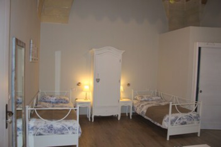Room 18 of 41