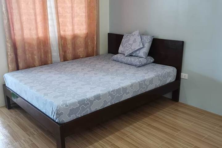 Room 13 of 47