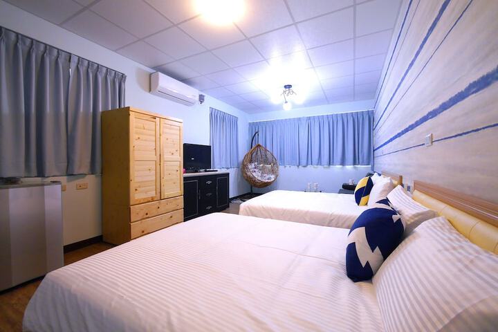 Room 27 of 45