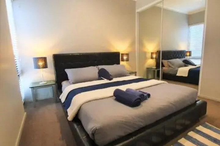 Room 2 of 24