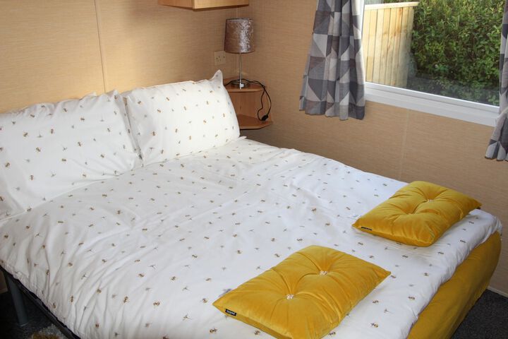 Room 14 of 64