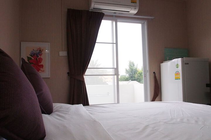 Room 3 of 31