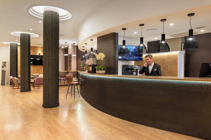 Hotel Interior 4 of 42
