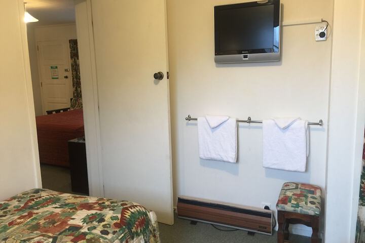 Room 22 of 47