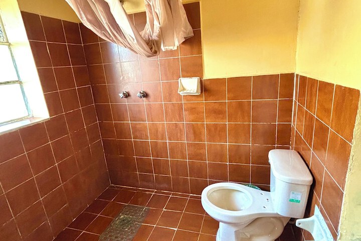 Room 141 of 210