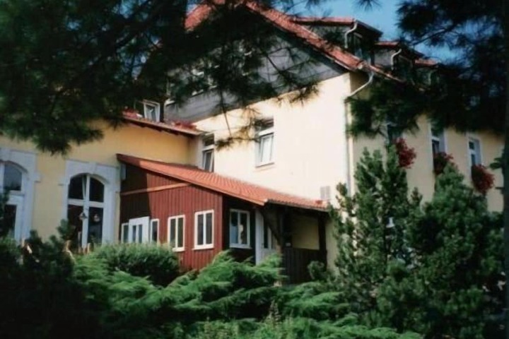 Hotel 33 of 36