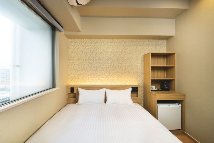 Room 25 of 138