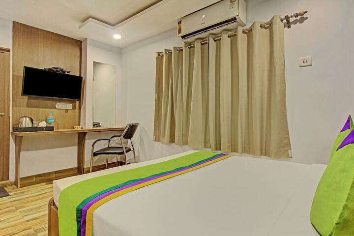Room 18 of 29