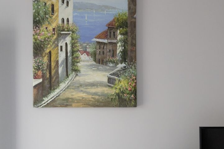 Room 5 of 48
