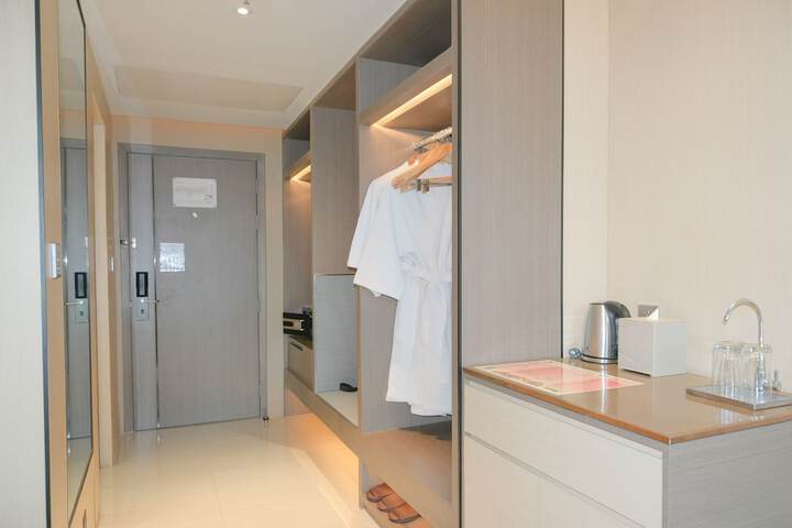 Room 54 of 133