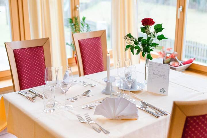Dining Photos
