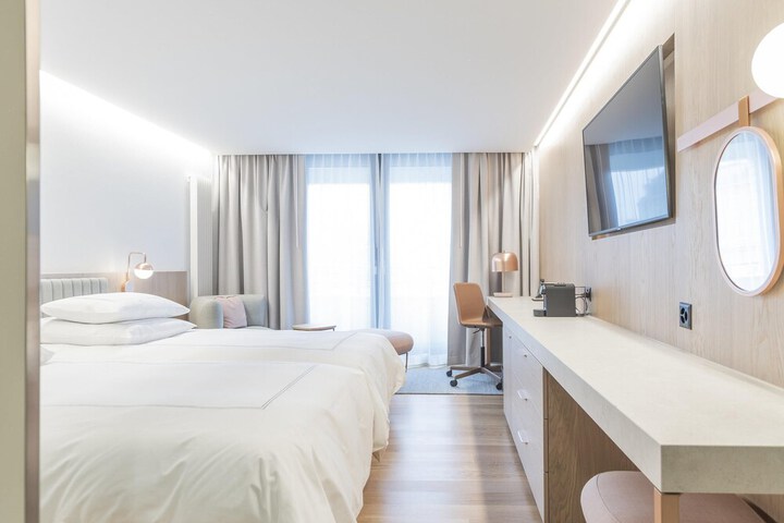 Room 14 of 71