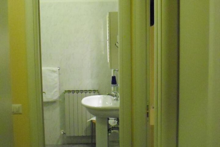 Room 27 of 55