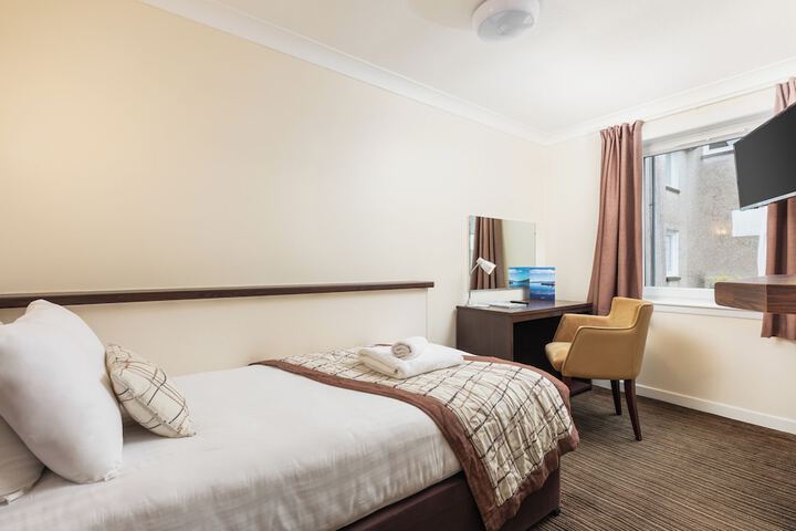 Room 25 of 101