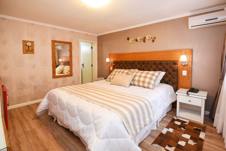 Room 34 of 105