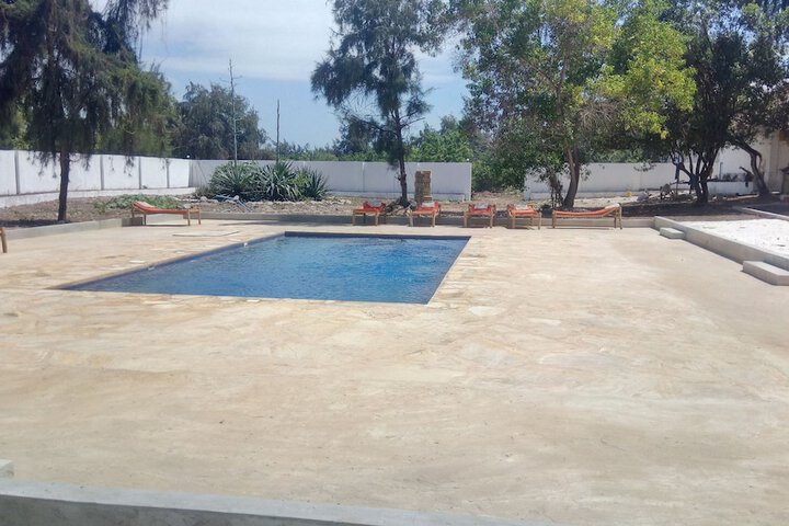 Pool 41 of 92