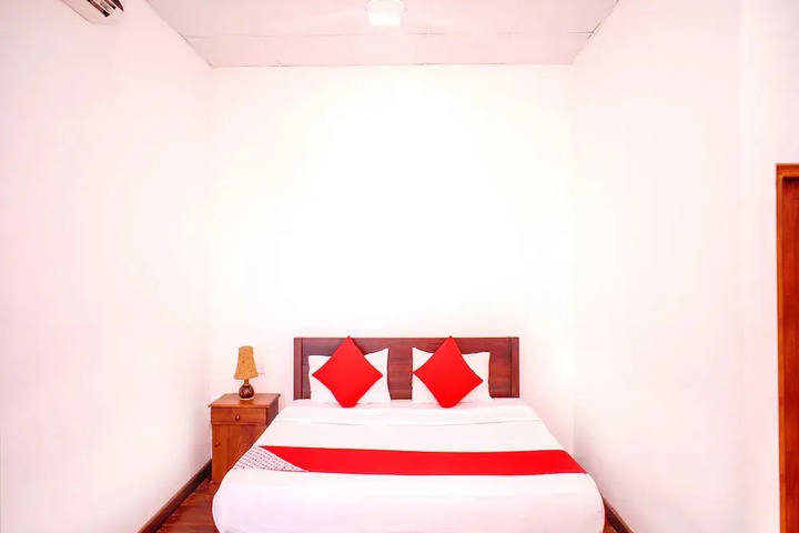 Room 4 of 21