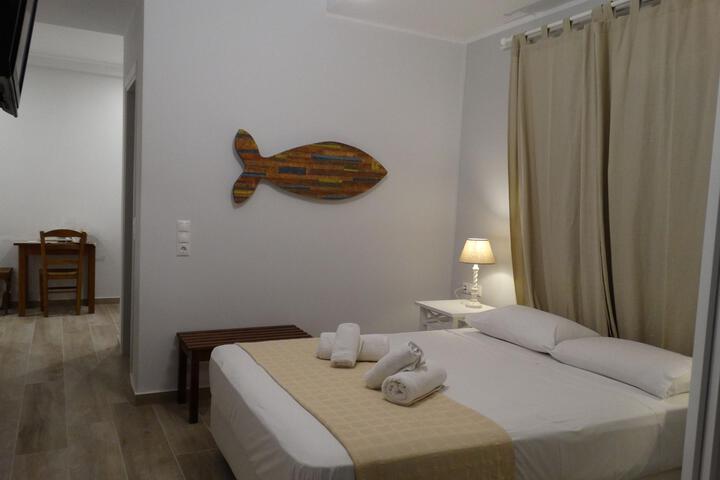 Room 18 of 43