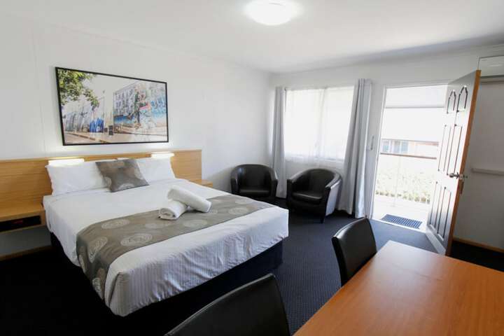 Room 41 of 60