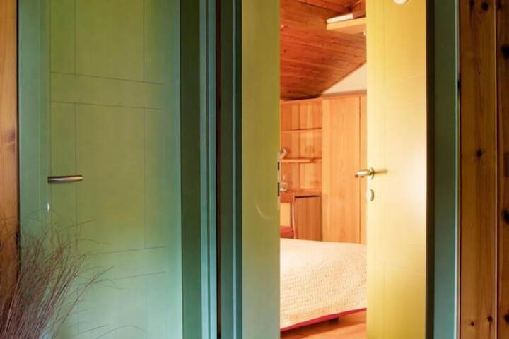 Room 7 of 31