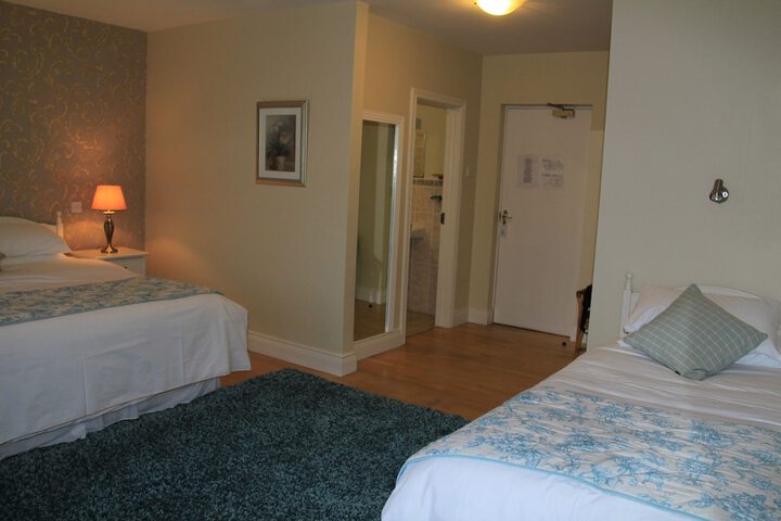Room 5 of 50