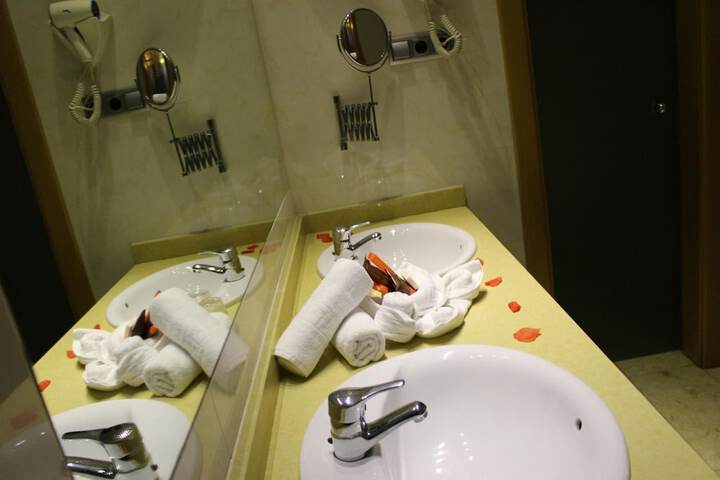 Clean Restrooms
